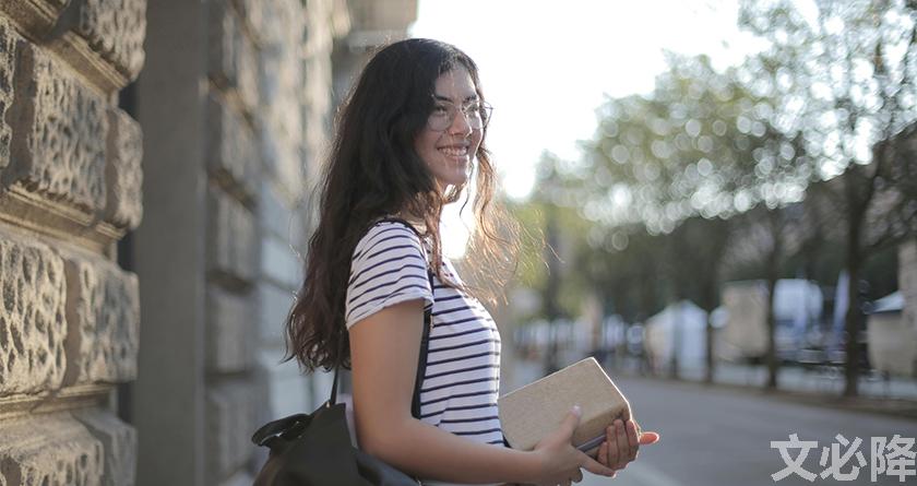 文必降AIGC，文必降论文降重， 文必降论文检测